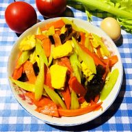 芹菜炒胡萝卜