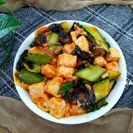 木耳黄瓜烧豆腐