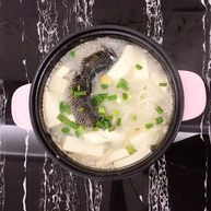 黑鱼豆腐汤