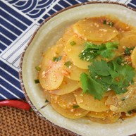 土豆真是百吃不腻尤其现在天气变热了凉拌才是最佳做法