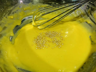 14、芝麻薄脆饼干,加芝麻；