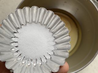 2、蓝莓麦芬蛋糕,液体中加盐