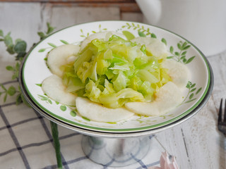 14、酸甜圆白菜，爽口开胃的首选,成品图~