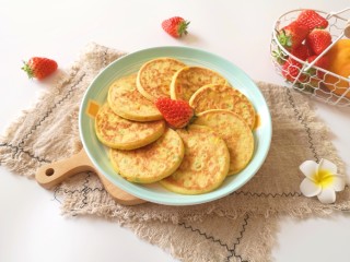 13、鸡蛋玉米饼,早餐吃营养丰富。