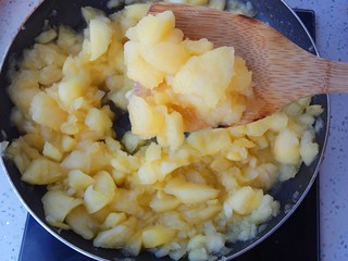 14、自制苹果果酱，美味放心无添加剂,按成这种大块