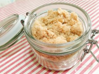 12、宝宝肉松（平底锅版）,美味肉松做好啦，密封保存，可以吃上一阵了。