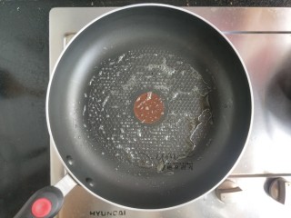 17、发面千层饼,平底锅刷油