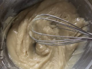 9、十寸古早蛋糕,搅拌好的状态