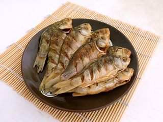 19、干炸鲫鱼,真滴太香了太香了太香了~