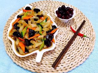 14、风味蹄筋,这道美味是宴客必备的拿手大菜噢