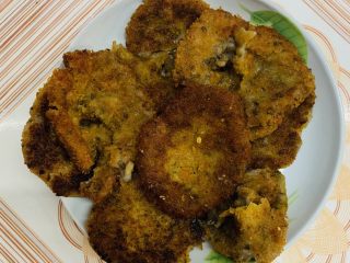 24、无可奈何之香煎绿豆饼,煎好的。