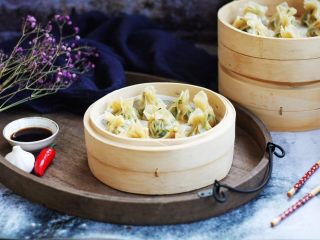 14、荠菜鸡肉蒸饺,成品图。