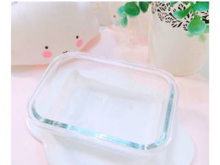 6、酸奶芒果糕,碗里铺硅油纸