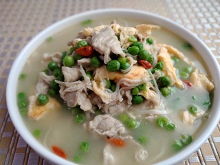 11、翡翠蛋花肉,一道美味又养生的翡翠蛋花肉就好啦～