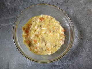 6、宝宝辅食~肉泥蒸蛋,拌匀