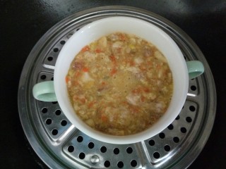 8、宝宝辅食~肉泥蒸蛋,上锅蒸十五分钟