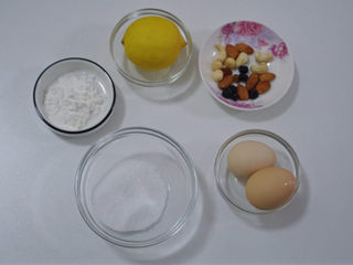 1、巨简单、超治愈的云朵蛋糕,准备材料