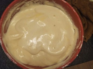 13、卡仕达长崎杯子蛋糕,两者密度相差不大。