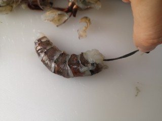 25、莲藕饼,鲜虾去壳，去肠