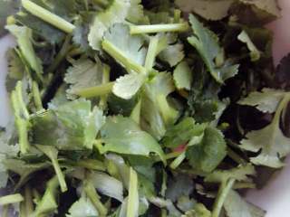 3、涮羊肉,香菜