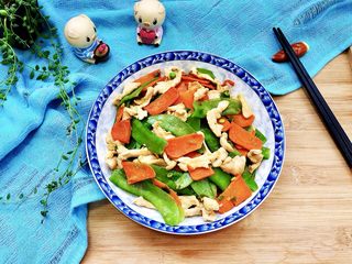 34、翠羽红霞映玉光➕荷兰豆滑炒鸡片,成品