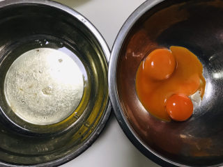 1、爆浆纸杯蛋糕????,蛋清蛋黄分离～