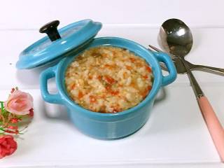 10、甜椒鸡肝粥,.最后撒点亚麻籽油或核桃油等，就可以开吃了。