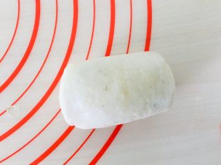 15、五香酥饼,卷起。