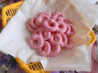 16、宝宝火龙果甜甜圈????,完成，可以开吃了！
