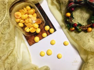 11、蛋黄溶豆 宝宝健康辅食,奶味香浓的蛋黄溶豆，特别适合不爱吃蛋黄的小宝宝们！