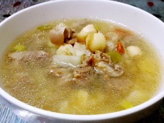 13、当归山药羊肉汤~冬季滋补佳品,来个特写