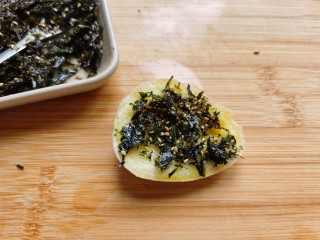 10、烤馒头片,两片最小的馒头片，就做个海苔口味吧????????