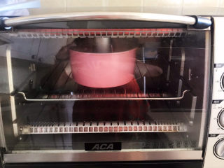 23、酸奶芝士蛋糕,上下火150W烤30分钟