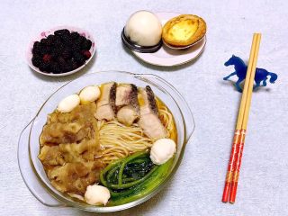 11、鲜活时蔬面,再来个小甜点让美好的心情飞扬起来