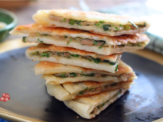 14、香葱煎肉饼,成品图