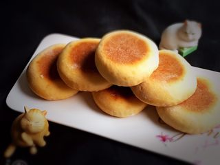 13、山药软饼,漂亮的山药软饼就完成了。