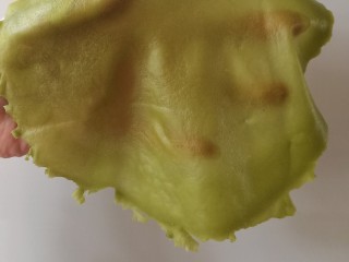 10、抹茶千层蛋糕,饼皮不要太厚,周围不圆润不平整也没关系