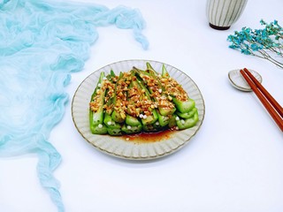 19、#咸味##养生菜#凉拌秋葵,这样营养丰富的凉拌秋葵就做好了。