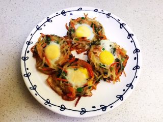 21、时蔬鹌鹑蛋早餐饼,时蔬鹌鹑蛋早餐饼出锅了