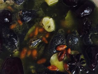 8、山药乌鸡煲,喜欢吃软的可以多炖些时间