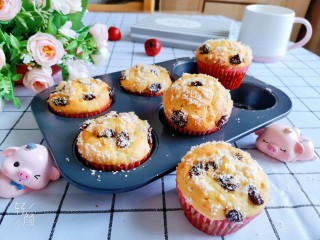 15、爆头香蕉蔓越莓麦芬蛋糕,成品图！