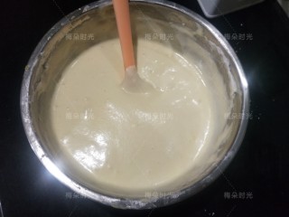 19、父亲节——父爱如山彩绘蛋糕,拌好的蛋糕糊