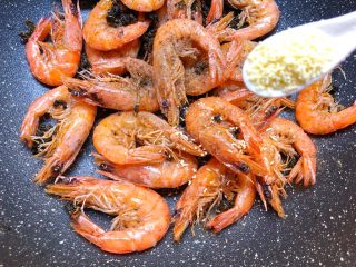 15、茶叶虾,5g鸡精