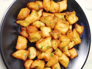 9、油炸小零食,简单又好吃的小零食做好