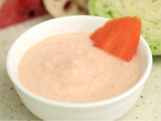 6、宝宝辅食【高汤鲜虾泥】,也可添加点熟菜，宝宝特别爱吃，是补充宝宝优质蛋白最好的选择。