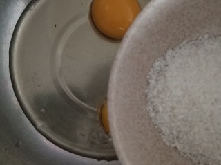 5、椰蓉小蛋糕,加糖粉