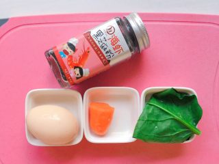 1、时蔬鸡蛋糕,准备食材