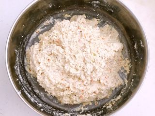 16、什锦肉末豆腐蒸糕,充分调匀