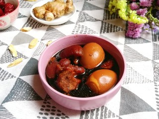 12、猪脚姜醋,这道菜很合适女性食用，补血养颜，经期也可以食用，去除寒气