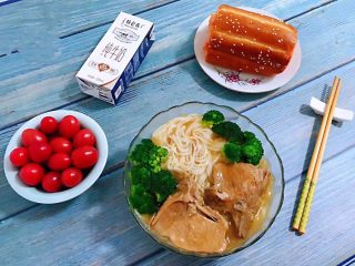 13、大排面,有这样的早餐是不是开心的不要不要滴